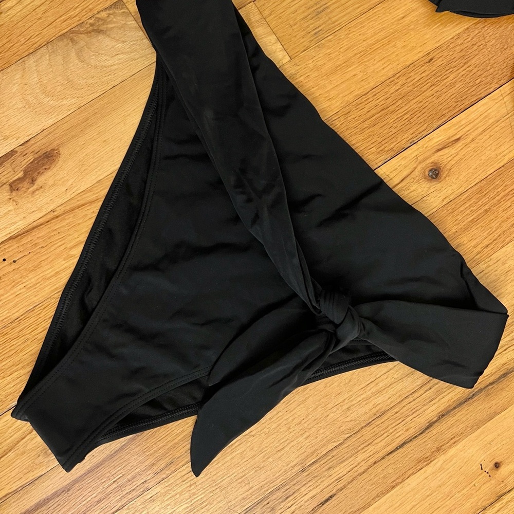 Abercrombie & Fitch Black Bikini Bottoms XL